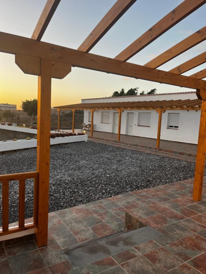 2 Bedroom Apartments Los Cristianos Beach Tenerife Tamaragua อาโรนา ภายนอก รูปภาพ
